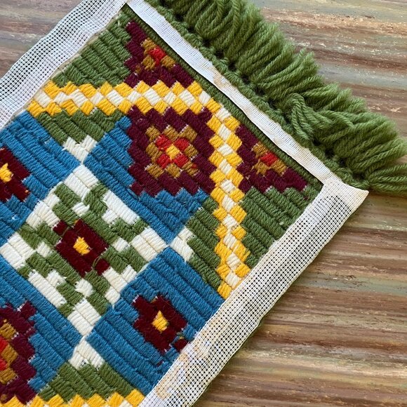 Scandinavian Hand Embroidered Small Table Runner Vintage Geometric & Fringe Ends - Picture 3 of 6